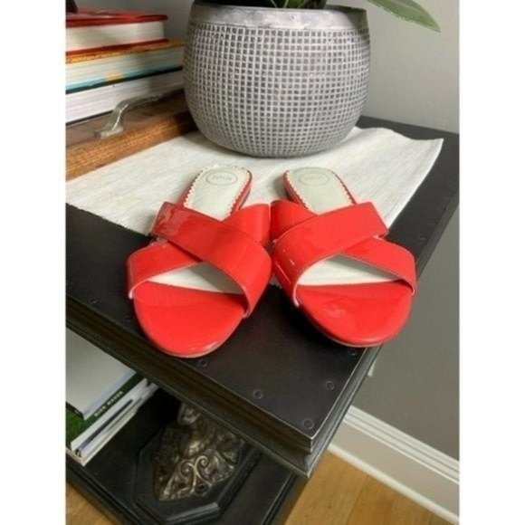 1901 Bryers Cross Band Slide Sandal - Picture 6 of 10